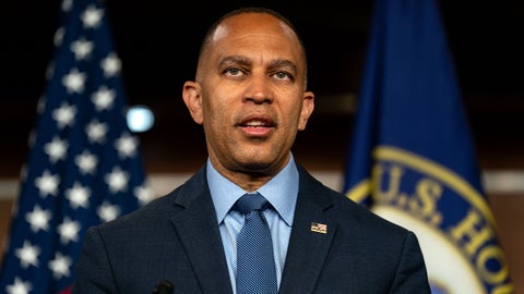 WATCH LIVE: Top House Democrat speaks as Trump-Musk feud shakes political world - Fox News