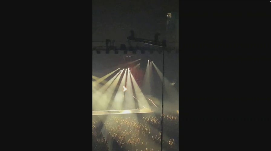Video of on-stage fire at Panic at the Disco concert 