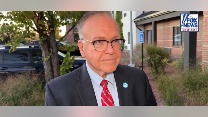 Un destacado demócrata de New Hampshire da la voz de alarma por el «enorme» gasto en campaña, mientras que « GOP » supera a los demócratas