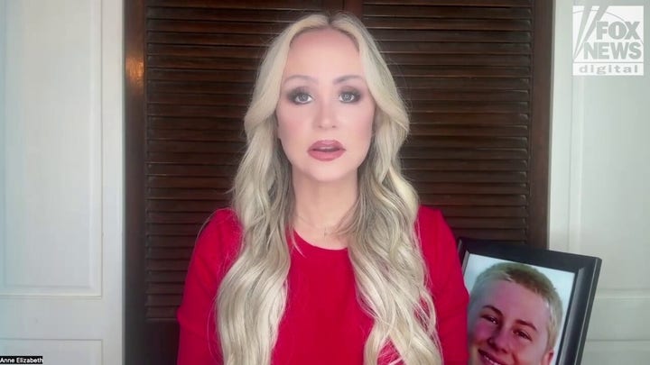 La madre de la víctima reacciona ante la campaña de Trump contra los barcos de drogas: «Son unos asesinos». 