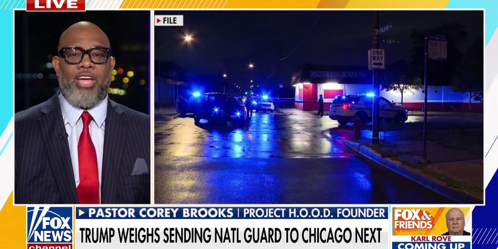 'Good thing Trump is doing something': Chicago residents respond to crime crackdown