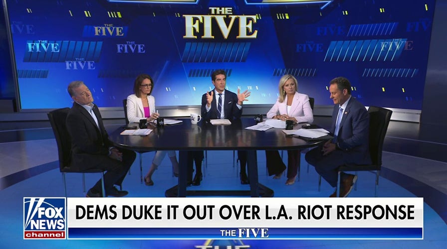 ‘The Five’ considers how Democrats are still on the wrong side of immigration issue