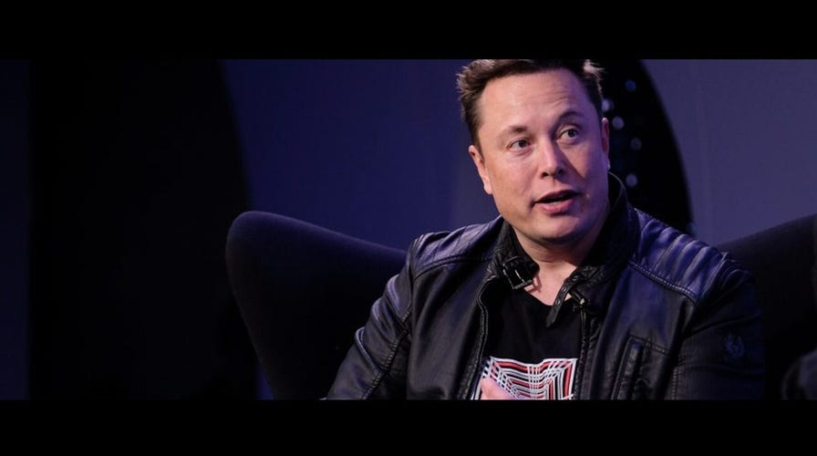 Elon Musk announces he wants to buy Twitter
