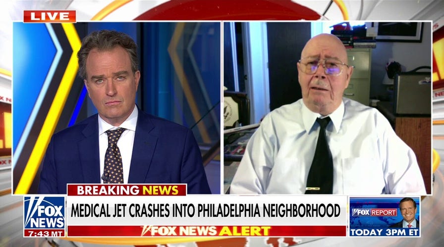 Aviation expert analyzes possible causes of Philadelphia plane crash