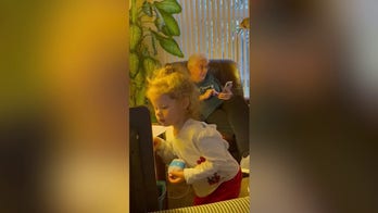 Adorable young girl has ‘argument’ with Alexa after it can’t understand her
