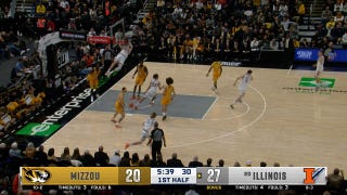 Illinois' Zvonimir Ivisic cuts baseline for alley-oop against Missouri