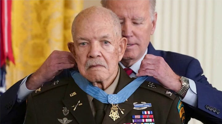 Vietnam war veteran receives medal of honor