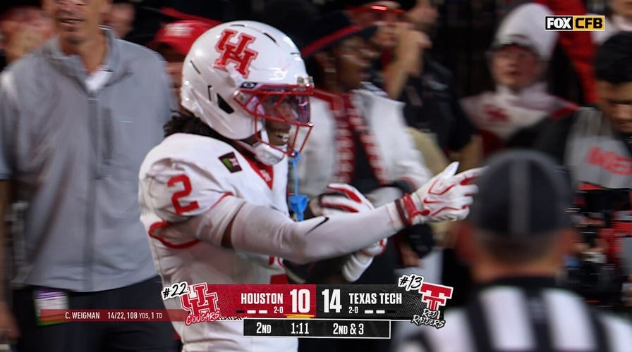 Conner Weigman finds Koby Young for 46-yard TD, giving Houston lead over Texas Tech