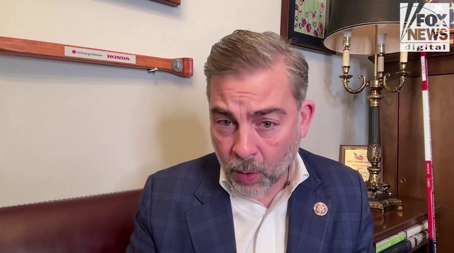 Rep. Mike Carey enters crowded field vying to replace JD Vance in the Senate