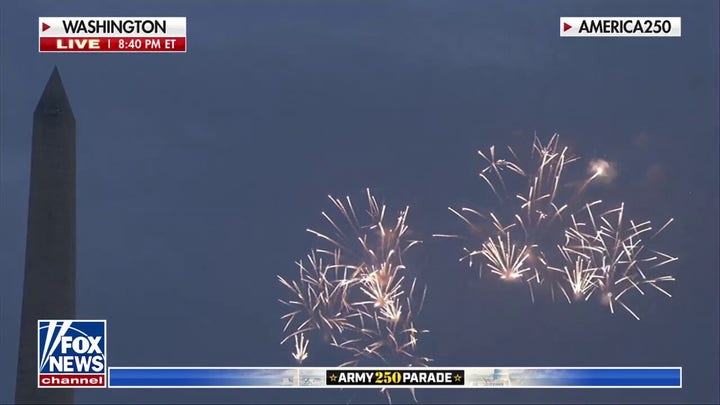 Fireworks light up DC skyline during Army parade