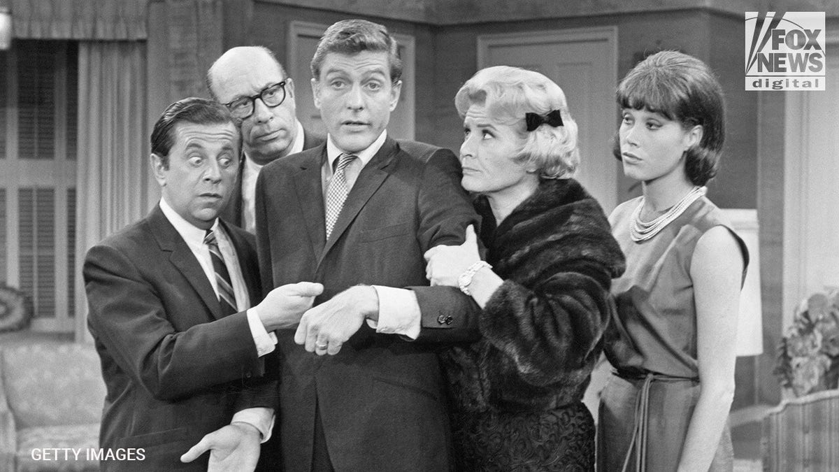 Dick Van Dyke' star had 'conflict' with Mary Tyler Moore during hit '60s sitcom: 'They never became close' | Fox News Dick Van Dyke' star had 'conflict' with Mary Tyler Moore during hit '60s sitcom: 'They never became close' | Fox News