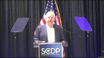 Tim Walz calls on Democrats to ‘be a little meaner,’ 'bully' Trump