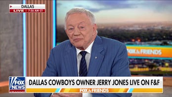 Jerry Jones reveals he beat cancer with experimental drug