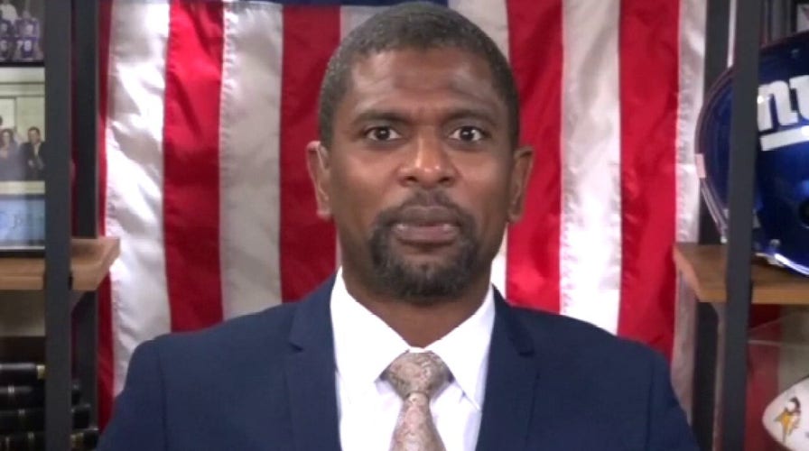 Jack Brewer makes pitch for community policing model