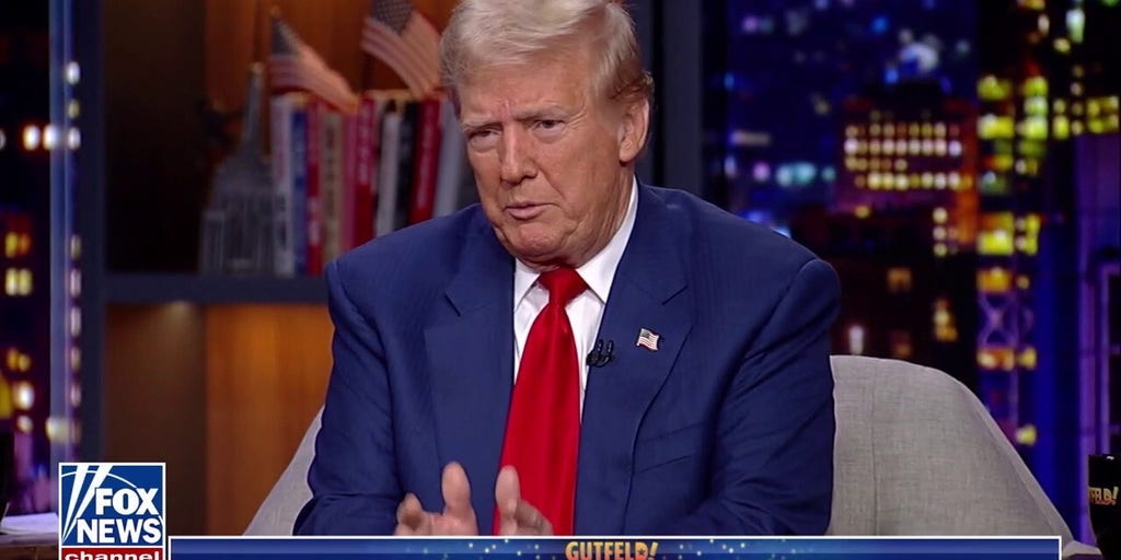 Trump highlights his roster of high-profile supporters