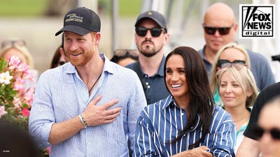 Prince Harry believed royal family could have allowed a 'hybrid' role: author