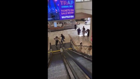 Lighting fixture shattering mistaken for gunshot at Virginia mall