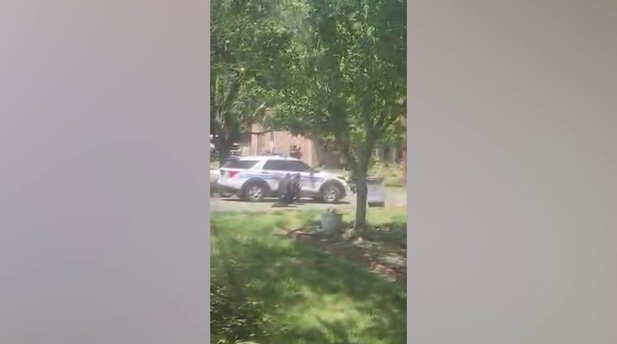 Charlotte police respond to shootout that left 4 officers dead