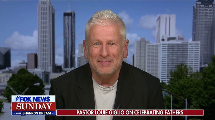 Shannon Bream sits down with Pastor Louie Giglio in honor of Father’s Day