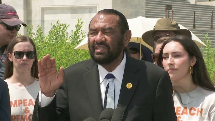 Al Green calls on '1 million Davids' to take on 'Goliath' Trump