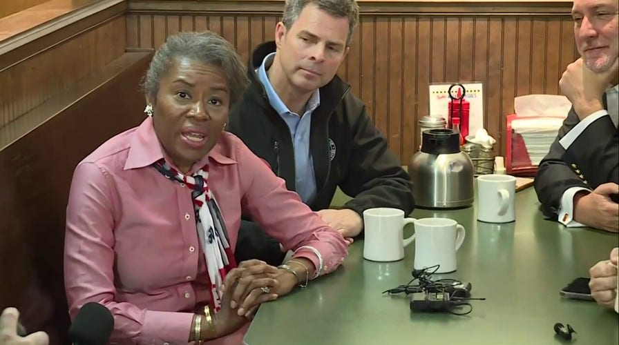 Earle-Sears, Miyares deliver 'elevator pitch' to Virginia voters