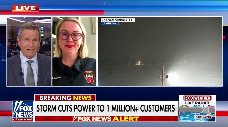 Historic Northeast winter storm grounds 30K+ flights, knocks out power to 1 million