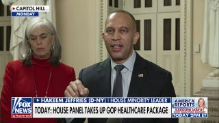 House Minority Leader Jeffries slams GOP over expiring healthcare tax credits