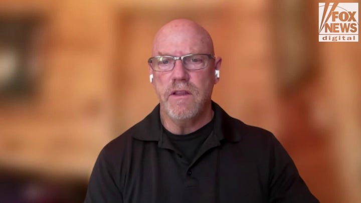 Former FBI counterterrorism expert says it’s a ‘good thing’ to have military ‘skills and capabilities’ at southern border