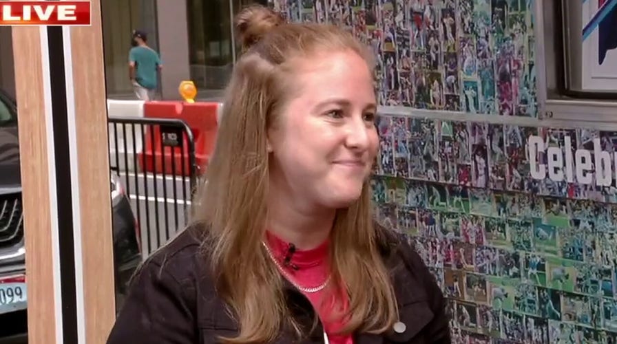 Topps cards pop-up truck tours across America