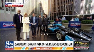 IndyCar drivers make a pitstop on Fox Square