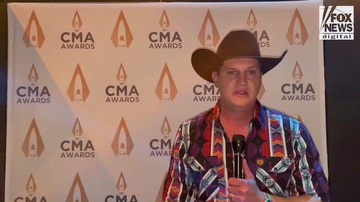 Jon Pardi to honor Alan Jackson with a tribute at CMA Awards