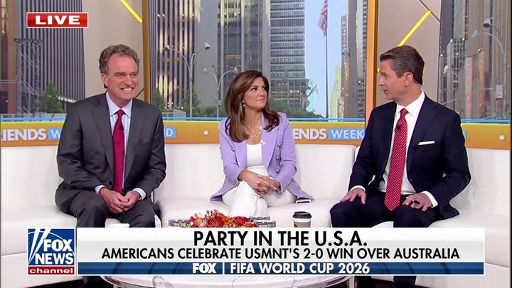 'Fox & Friends' co-hosts celebrate American cuisine and ranch dressing's global appeal