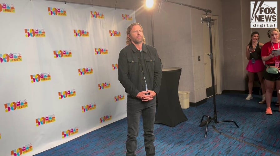 Dierks Bentley clarifies comments about not wanting to go to LA