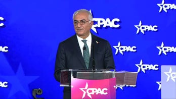 Iran’s crown prince sparks ‘USA’ chants at CPAC after thanking Trump