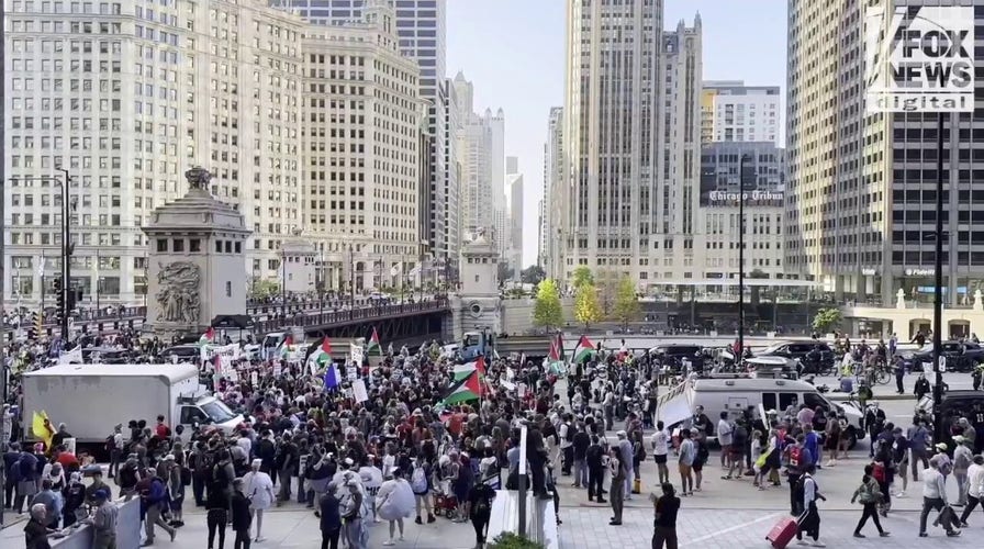 Pro-Hamas protesters in Chicago ahead of the start of the DNC