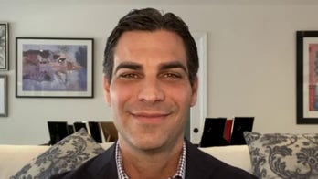 Miami mayor recovers from coronavirus after 19-day self-quarantine, imposes new curfew