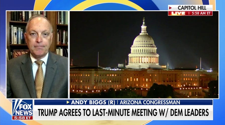 Trump agrees to last-minute meeting with Democrats on government shutdown