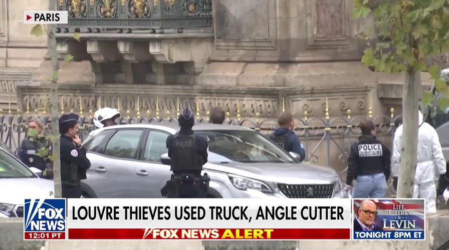 DAYLIGHT ROBBERY: Officials investigating theft of Napoleon-era items from Louvre