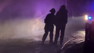 Firefighters attack blaze in Hollywood Hills - Fox News