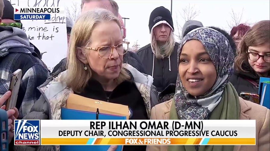  DHS limits lawmaker access to ICE facilities after Omar-led protest