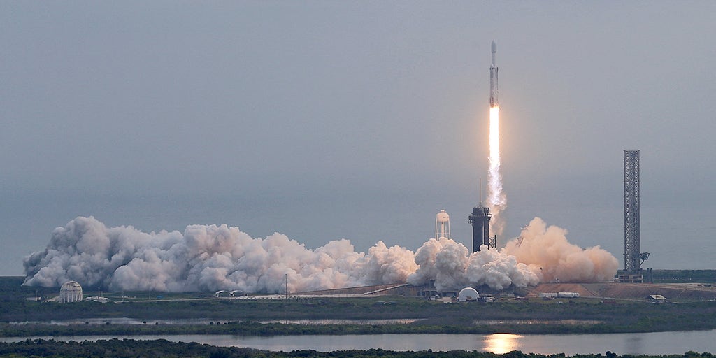 WATCH LIVE: SpaceX Falcon 9 rocket launch