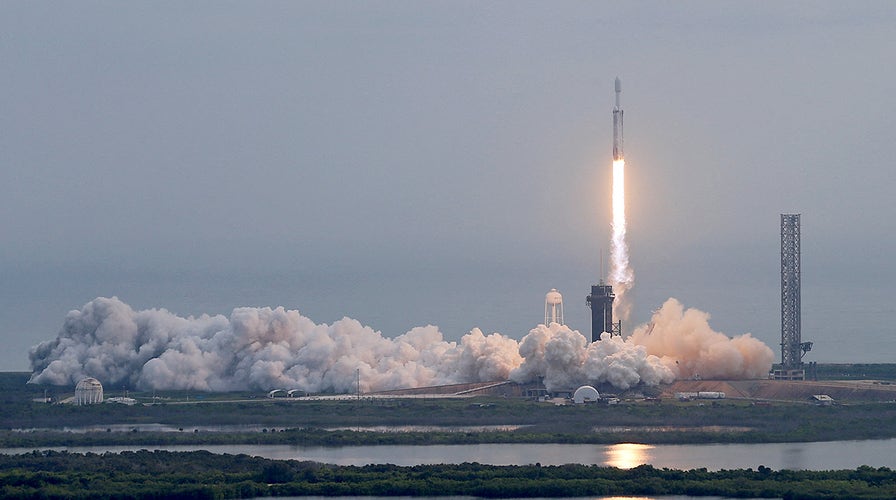 WATCH LIVE: SpaceX Falcon 9 rocket launch 