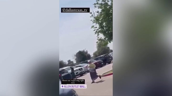 Mall patrons flee amid Texas mass shooting