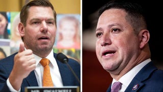 Capitol chaos: Scandal-plagued lawmakers exit Congress