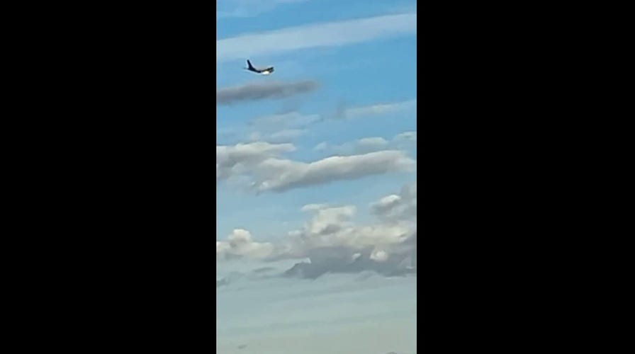 FedEx cargo plane made an emergency landing at Newark Airport