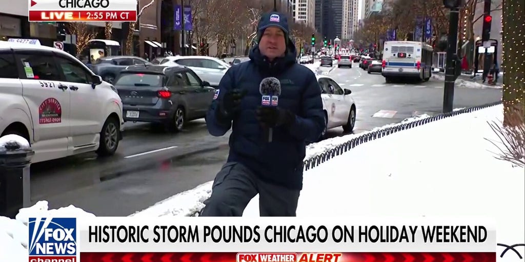 Historic winter storm impacts Chicago and the Midwest, over 1400 flights cancelled at O’Hare