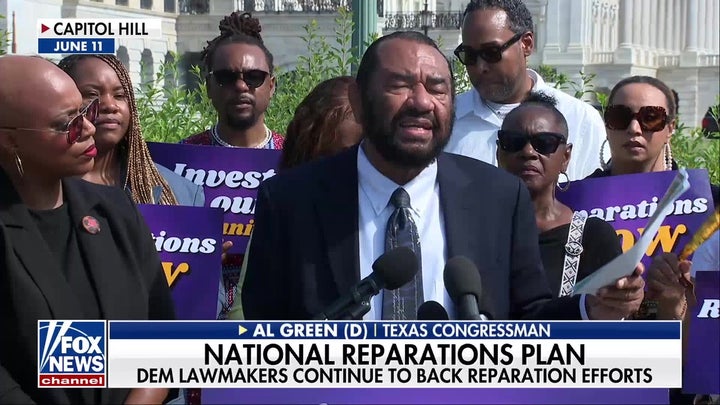 Los planes de reparaciones raciales se topan con obstáculos en Illinois y California