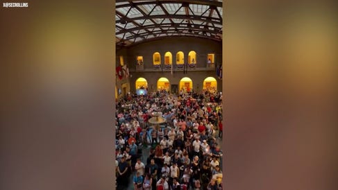 Hundreds shelter in USDA building, sing national anthem amid Fourth of July storm in DC