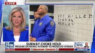 Laura Ingle reports on protests in NYC following death of homeless man on subway - Fox News