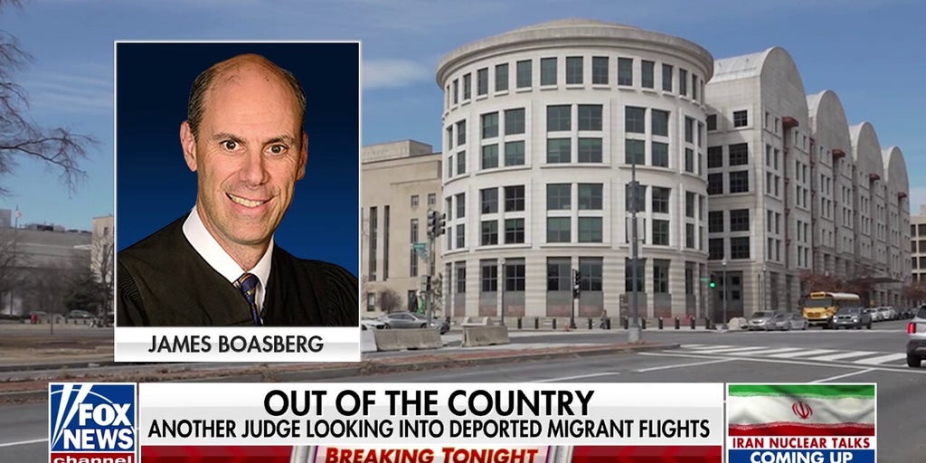 Judge to look into deported migrant flights